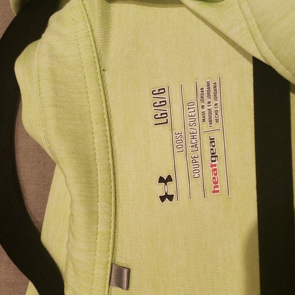 ⛳ UA golf shirt (L) - Picture 3 of 3